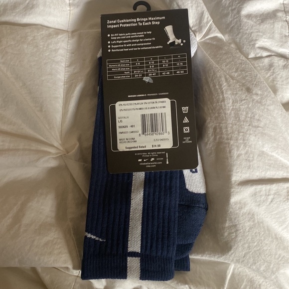 Mens brand new Nike Elite socks navy and white in 8-12 or 12-15 - Picture 4 of 4